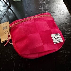 Herschel Supply Company Settlement Hip Pack NWT